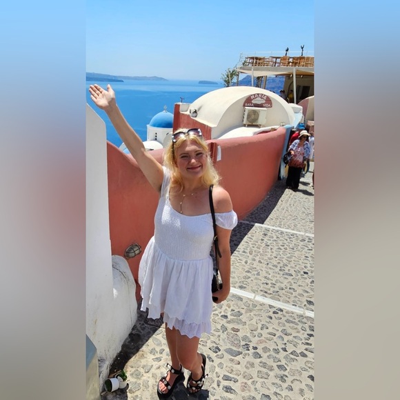 Meet your Posher, Kassi - Picture 6 of 7